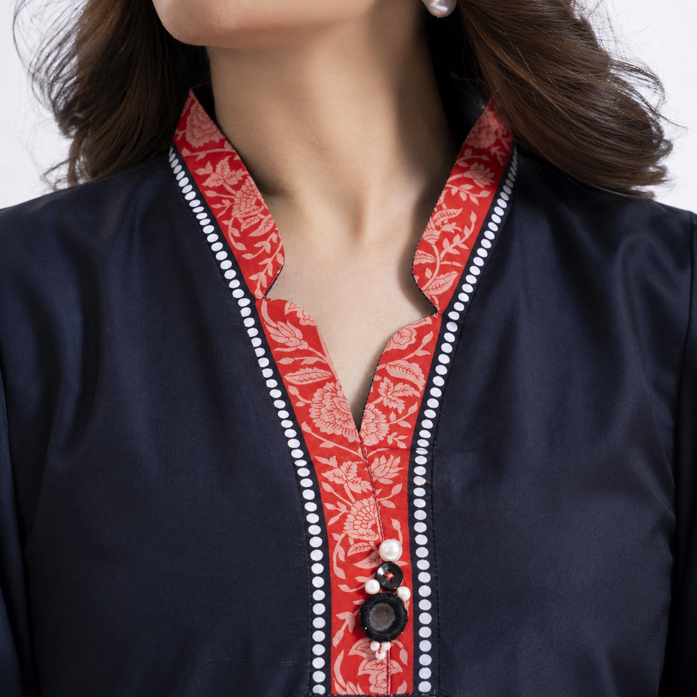 Amber Meadows - 2 Piece Printed Suit